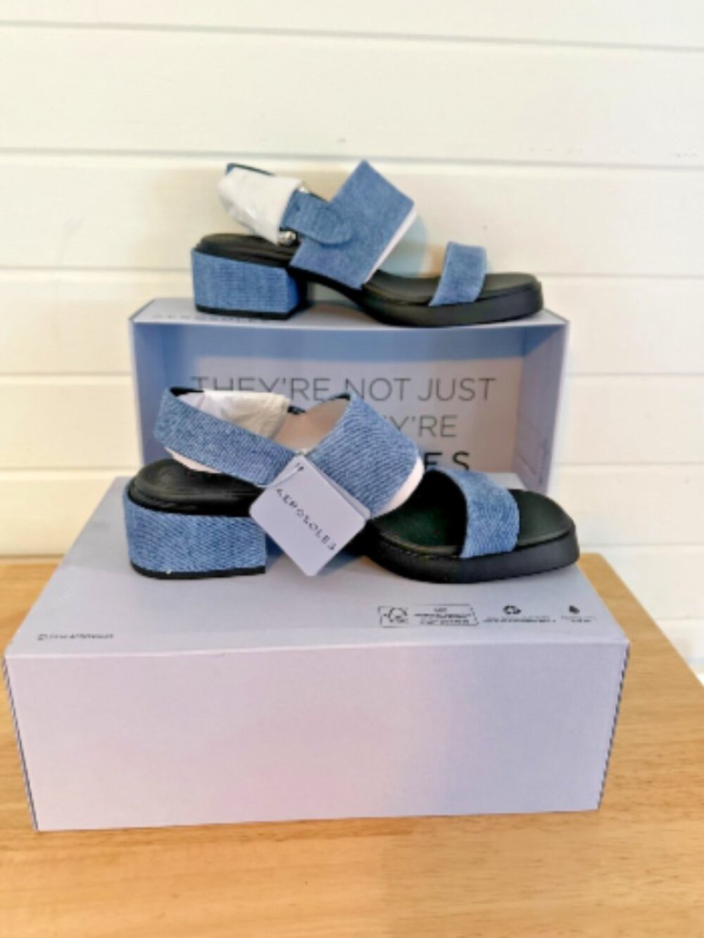 Aerosoles Dantay Women's 7.5M Blue Denim Platform Block Heel Sandals NIB